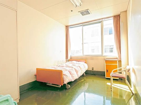 明るい居室  