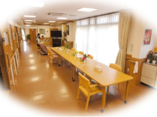 明るいラウンジ