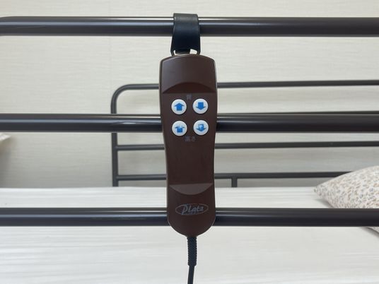 介護用ベッドの操作器具