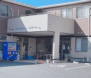 明るいエントランス風景