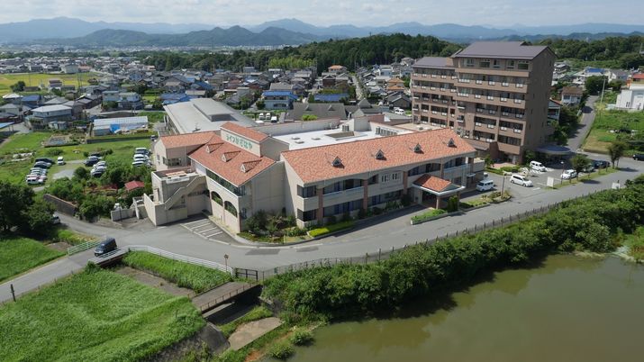 景色が美しい建物の外観