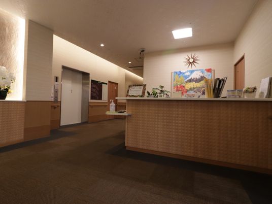 温かみのあるアート壁面