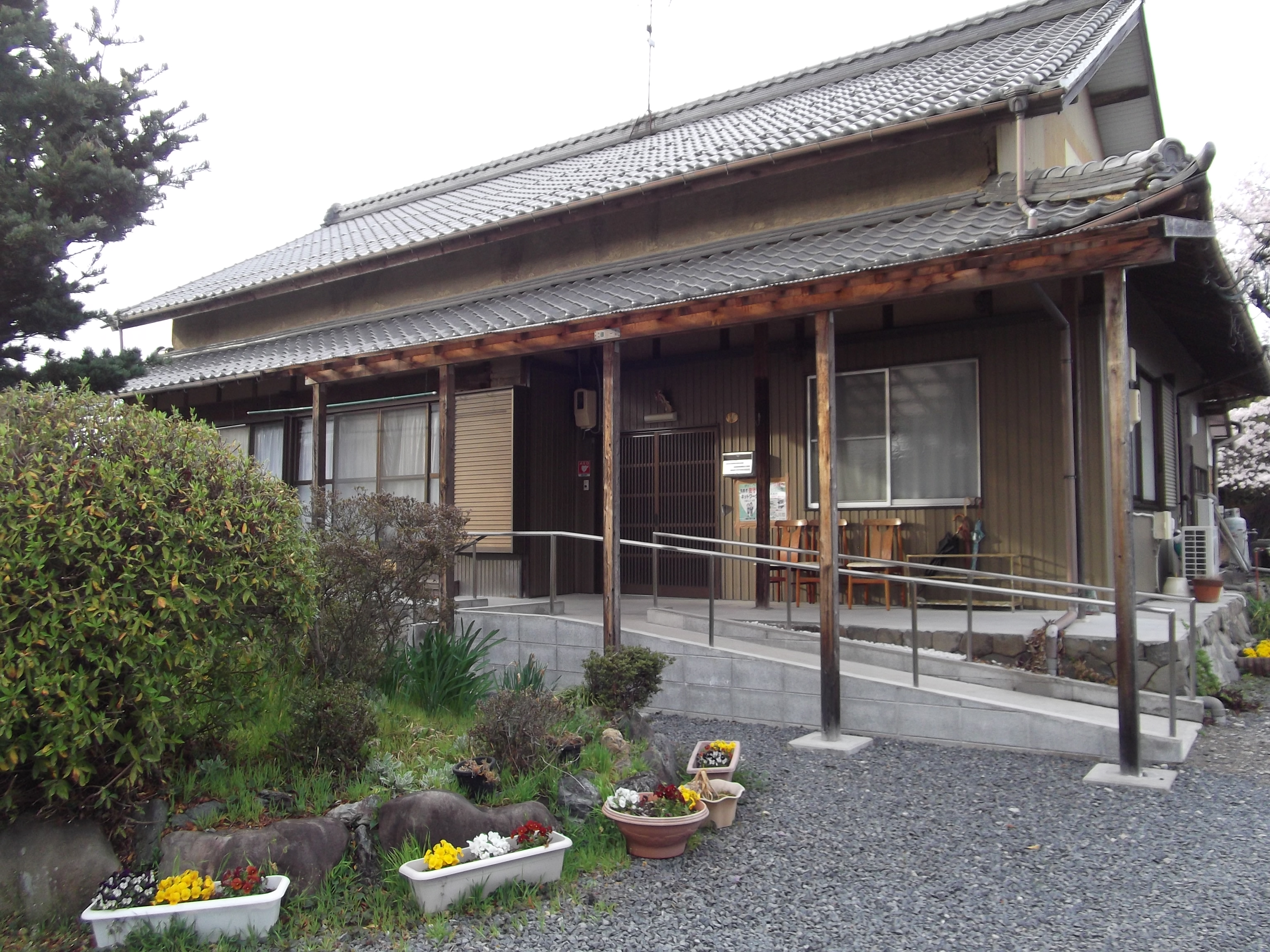 ふるさとの家ひばりディサービスセンターの外観
