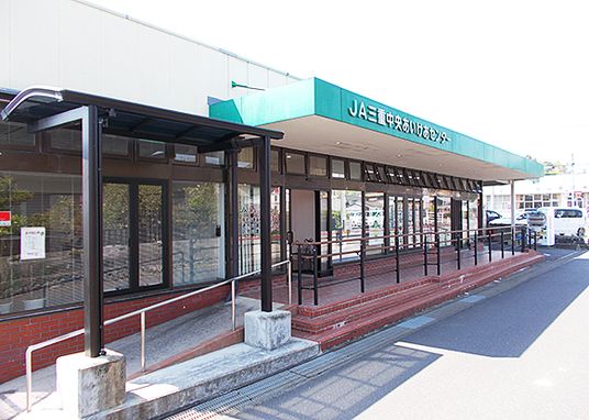 入口の外観