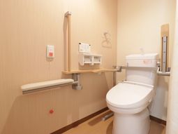 バリアフリーなトイレ空間