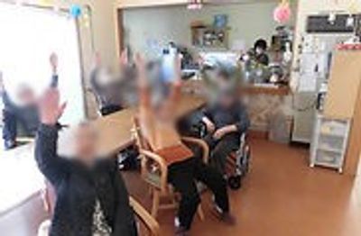 和やかな雰囲気の部屋