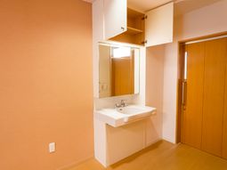 清潔感のある洗面スペース