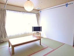 和室の清潔な空間