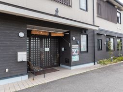 和風のエントランス外観