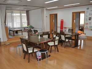 広い食堂の様子  
