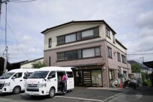 立派な建物の外観
