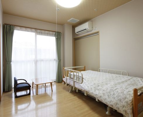 個室の清潔な居室