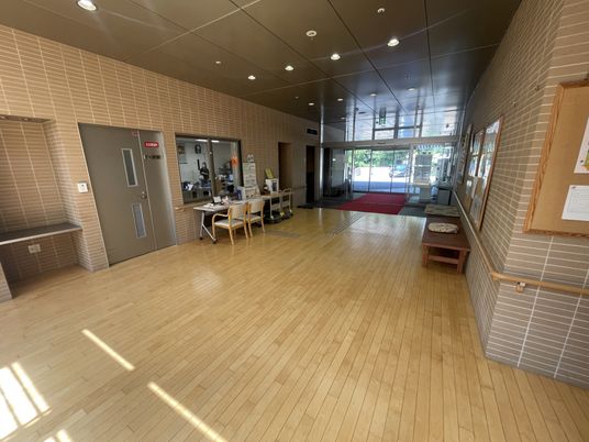 明るいエントランス