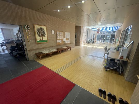 広々としたエントランス