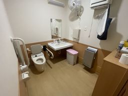 広々としたトイレ