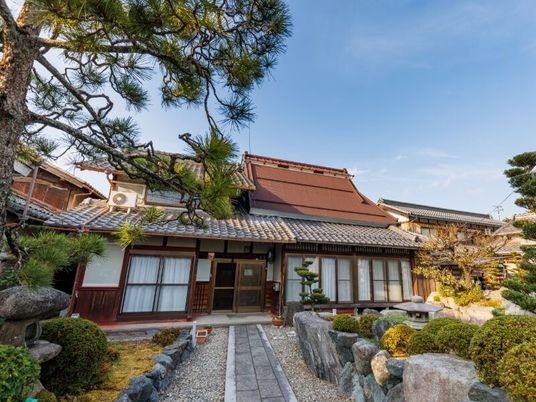 和風の外観の施設  