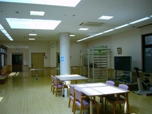 明るい多目的室  
