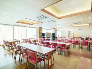 明るい食堂  
