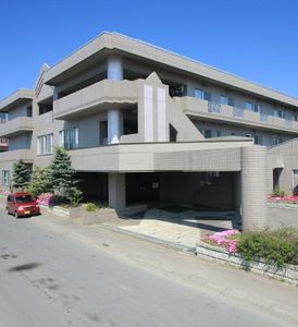 3階建ての外観