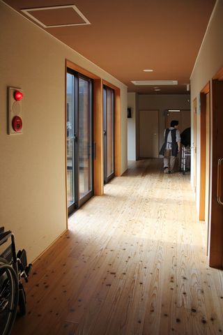 明るい廊下