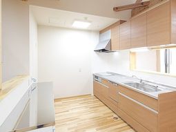 清潔感のあるキッチンスペース