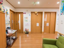 廊下の暖かな雰囲気