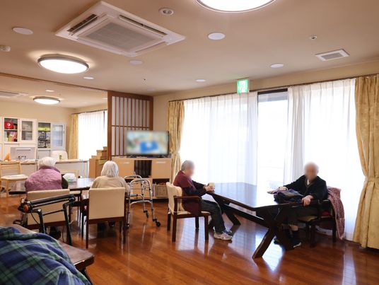 共有リビングの日常風景