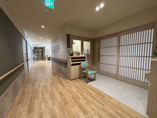 温かみのある廊下