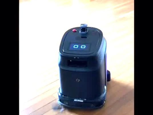 ロボット掃除機のある廊下  