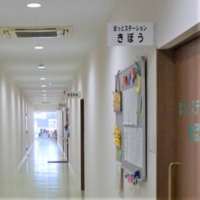 長い廊下の一角