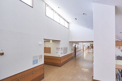 広い廊下