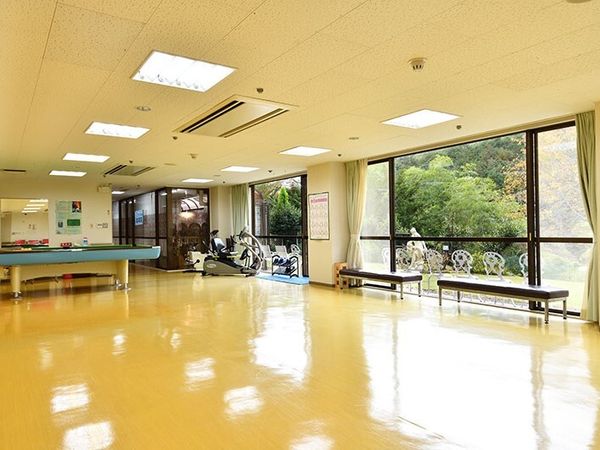広々した機能訓練室