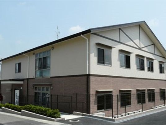清潔感のある建物の外観