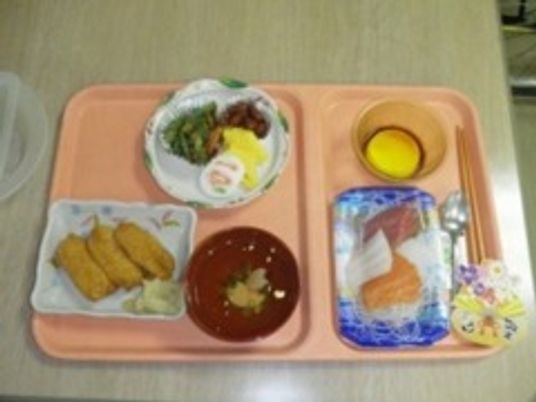 彩り豊かな食事メニュー