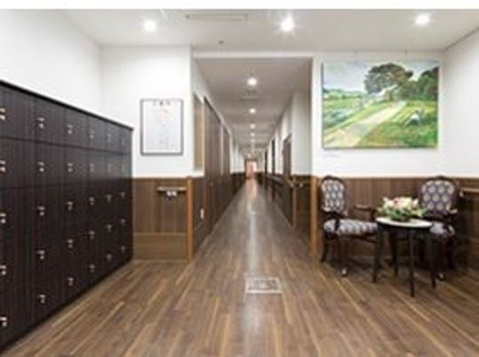 廊下とロッカー