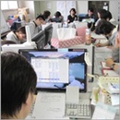 職員の働く様子