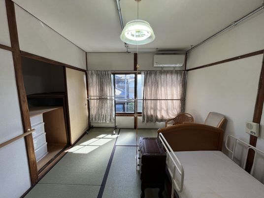 落ち着いた和室居室