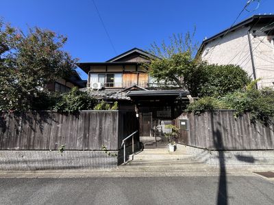 日本家屋の建物外観