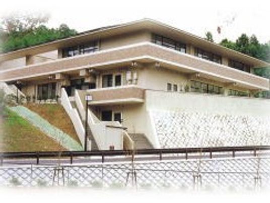 3階建て外観  