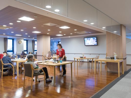 ゆったりとしたダイニングルーム