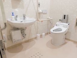 清潔なトイレスペース