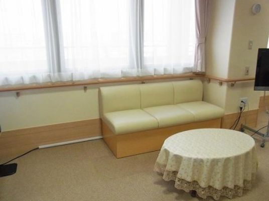 シンプルな居室の一角