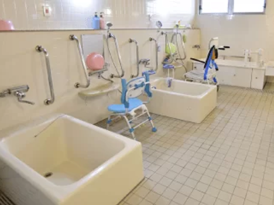 入浴設備のある浴室  