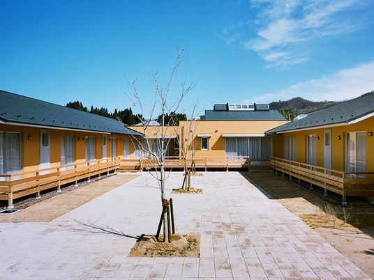 中庭のある建物  