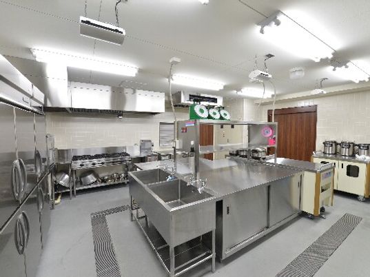 清潔な広々キッチン