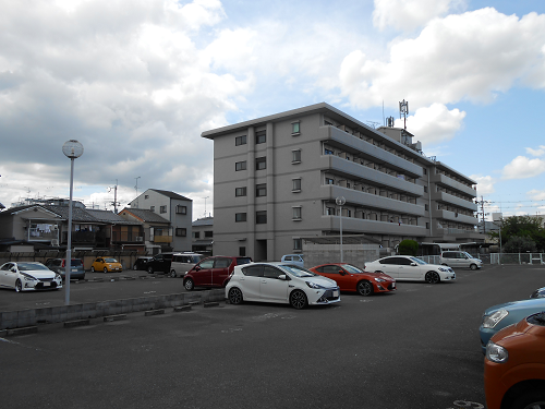 医療法人啓信会京都きづ川病院の外観