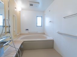 清潔な浴室設備