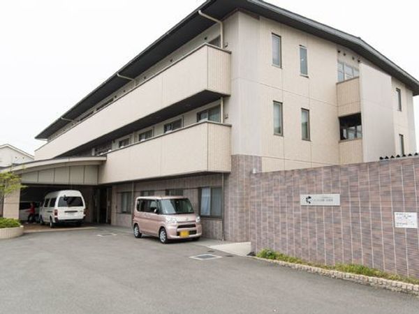 清潔感のある建物外観