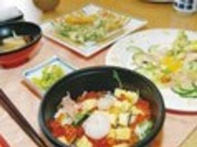 色とりどりの料理