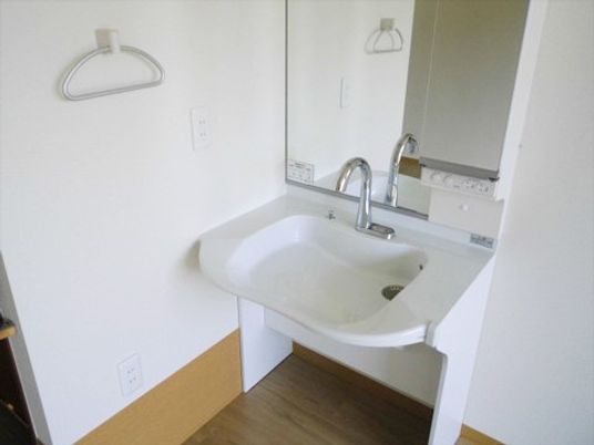 シンプルな洗面台